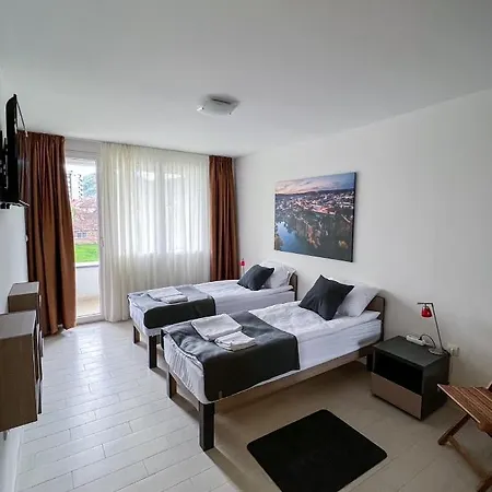 Happy Hill Lägenhetshotell Banja Luka