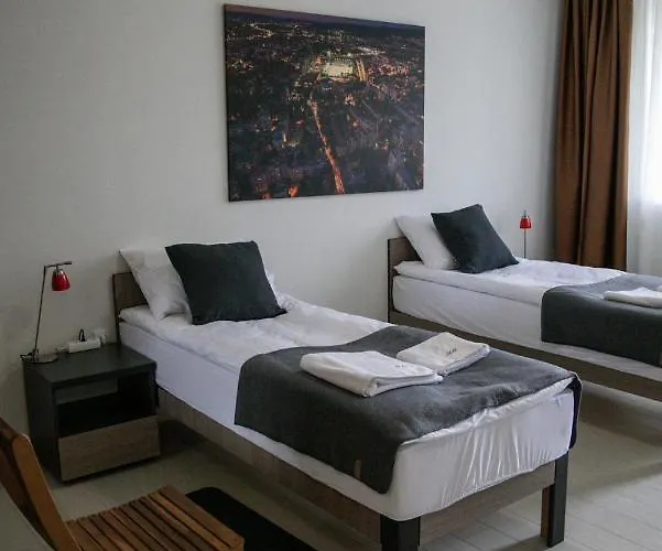 Happy Hill Aparthotel